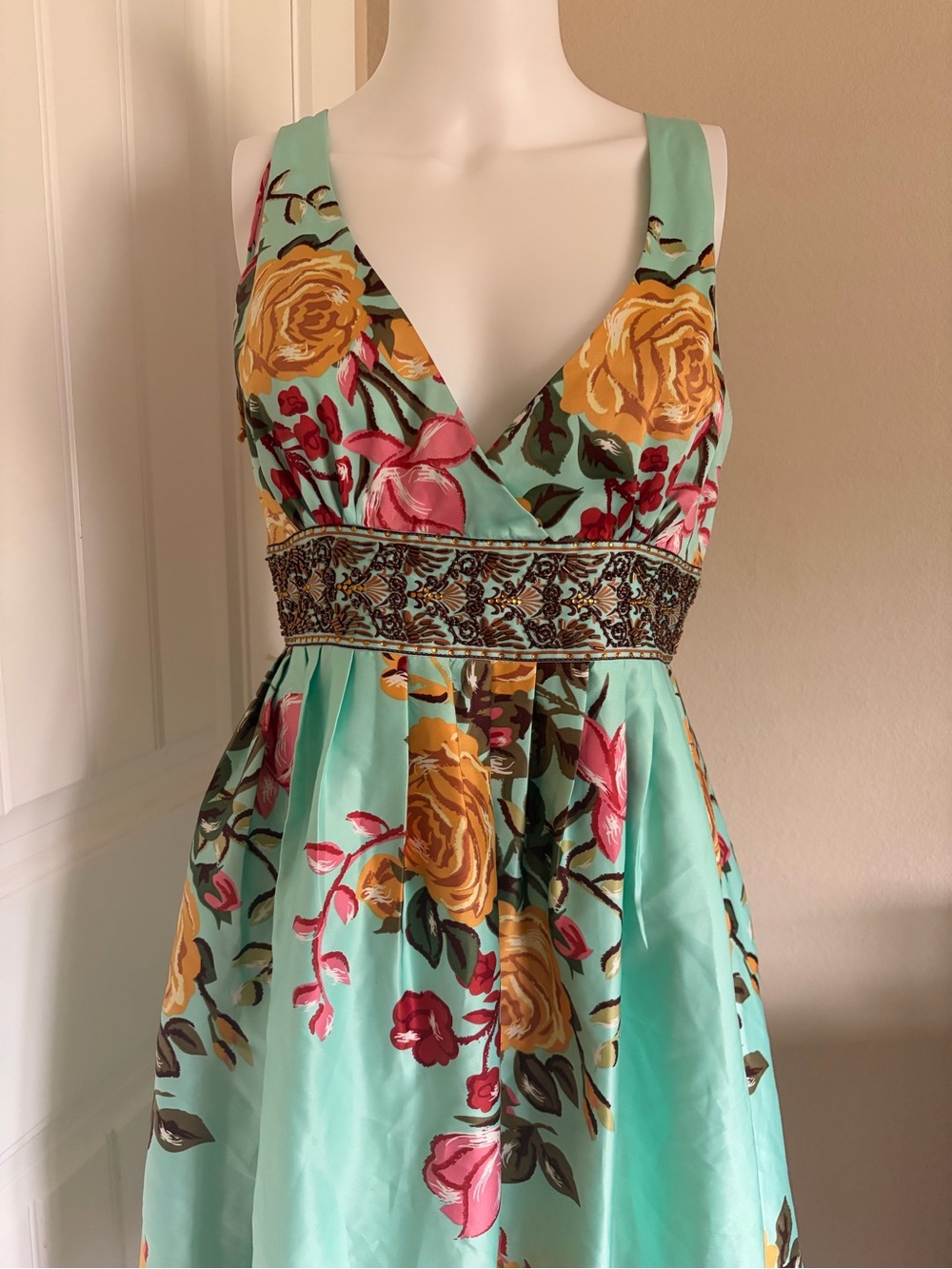 Forever 21 Y2K Floral V-Neck Dress